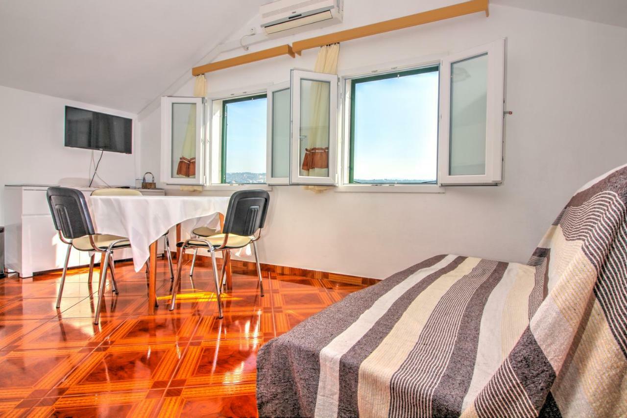 Apartmani Toni Poce Primošten Extérieur photo